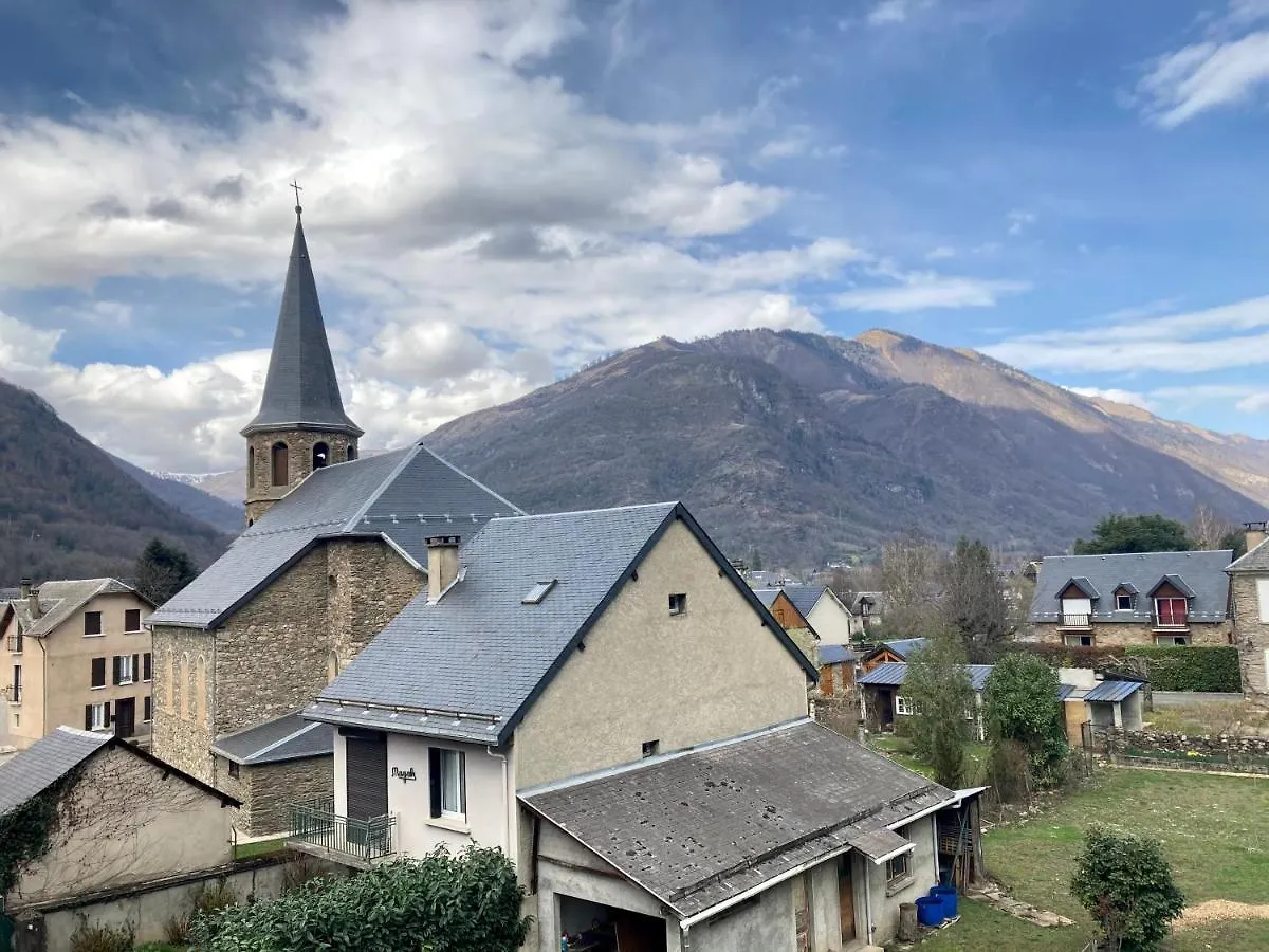 St Mamet: Au Pied Des Montagnes Apartment Saint-Mamet